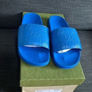 Gucci men slides (Authentic)